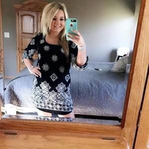 Meet your Posher, Paige